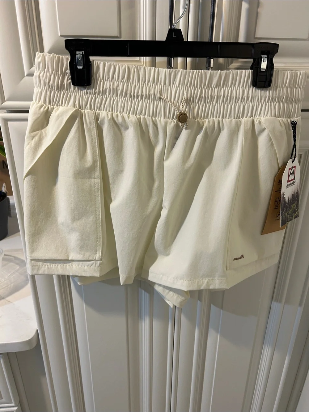 Avalanche Cream Elastic-Waist Athletic Shorts